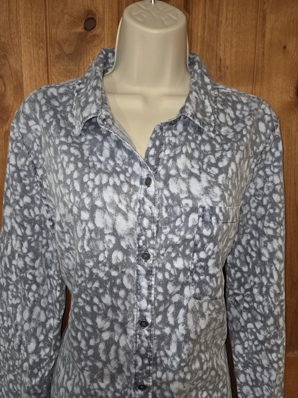 new directions Blue and White Printed‎ Button-Down Shirt